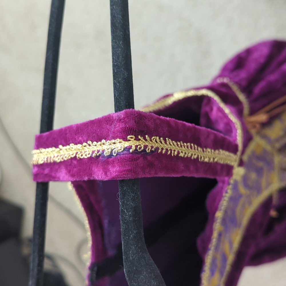 1990s Vintage Jeannie Nitro Purple and Gold Women's Dress - Picture 5 of 14